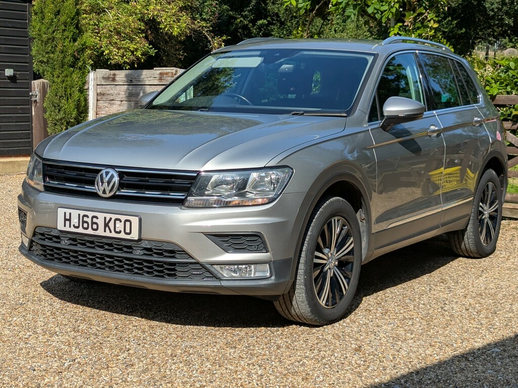 Volkswagen Tiguan Se Nav Tdi Bmt 4Motion Dsg HJ66KCO  #5