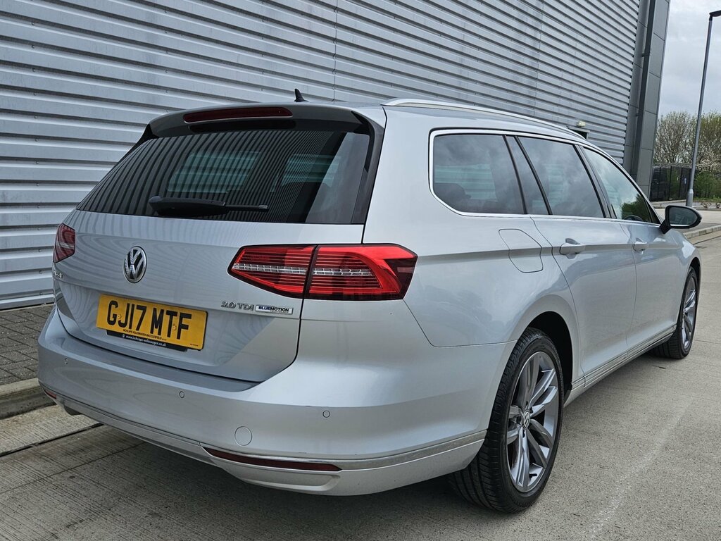 Volkswagen Passat 2.0 Tdi Bluemotion Tech Gt Estate Dsg E GJ17MTF Silver #6