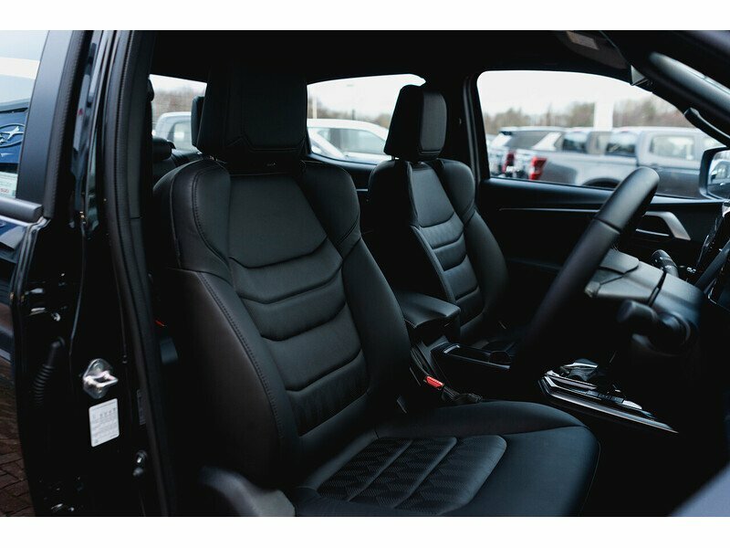 Isuzu D-Max Dl40 Dcb - 2025 75 ST75WTV Black #2