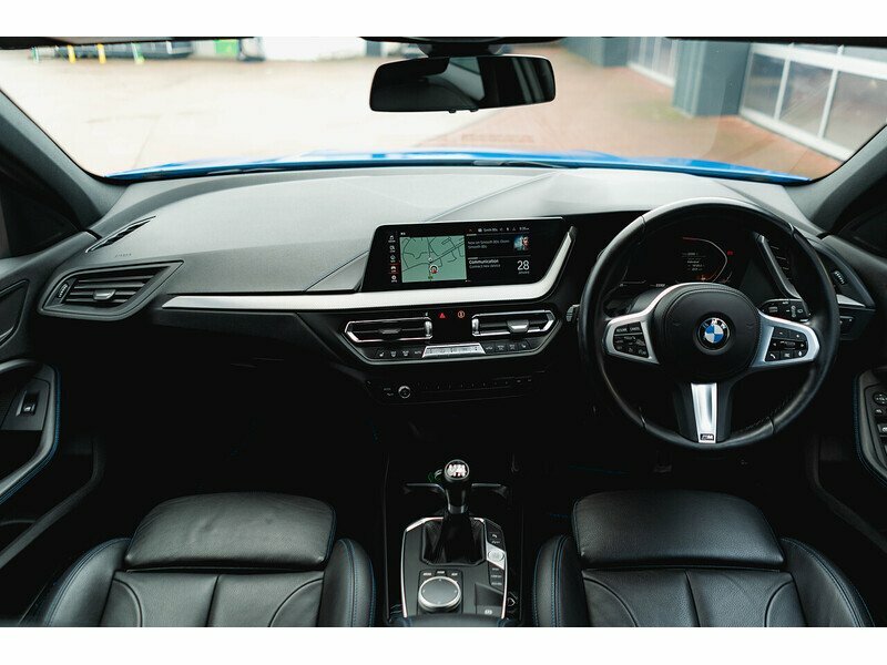 BMW 1 Series 118I M Sport - 2022 71 SB71NLK Blue #3