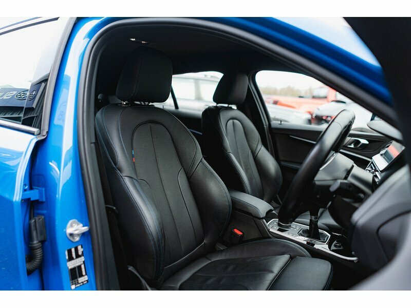BMW 1 Series 118I M Sport - 2022 71 SB71NLK Blue #2