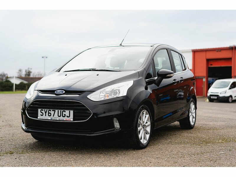 Ford B-Max T Ecoboost Titanium Navigator - 2017 67 Black
