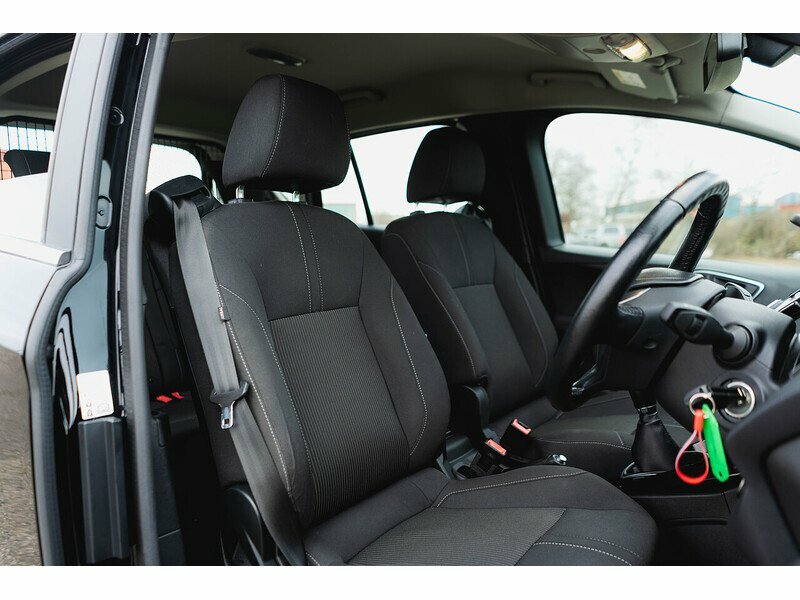 Ford B-Max T Ecoboost Titanium Navigator - 2017 67 SY67UGJ Black #2