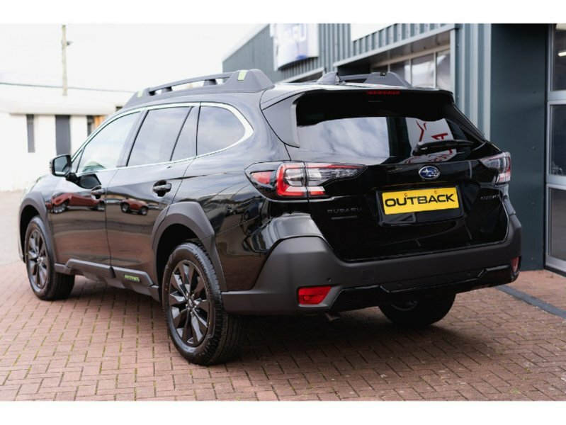 Subaru Outback Field - Black #4