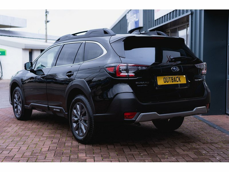 Subaru Outback Limited - Black #6