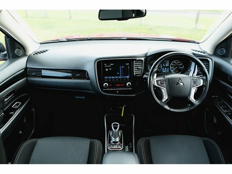 Mitsubishi Outlander H Twinmotor Design - 2020 20 RO20SZF Red #3