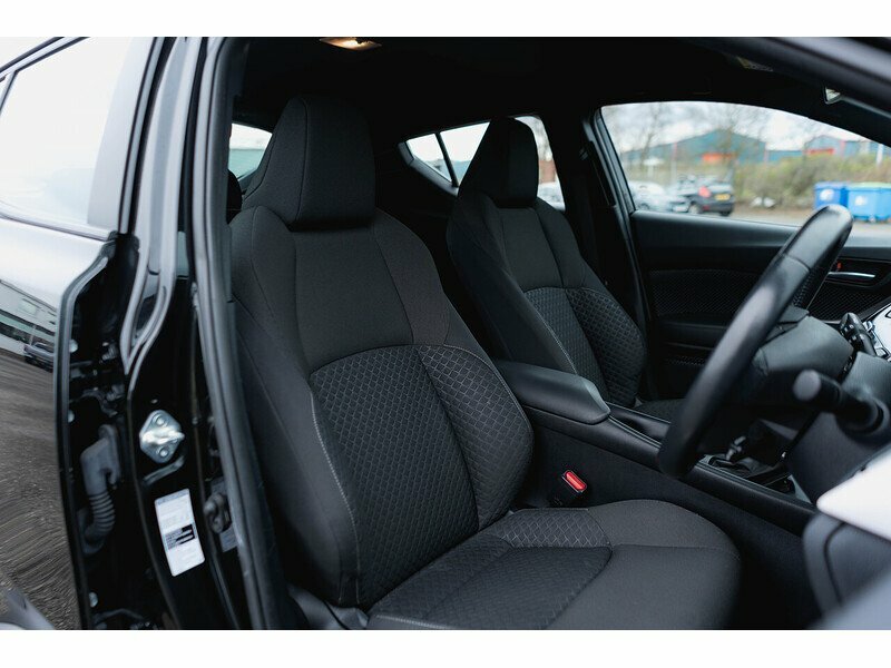 Toyota C-Hr Vvt-h Icon - 2021 21 SC21MFX Black #2