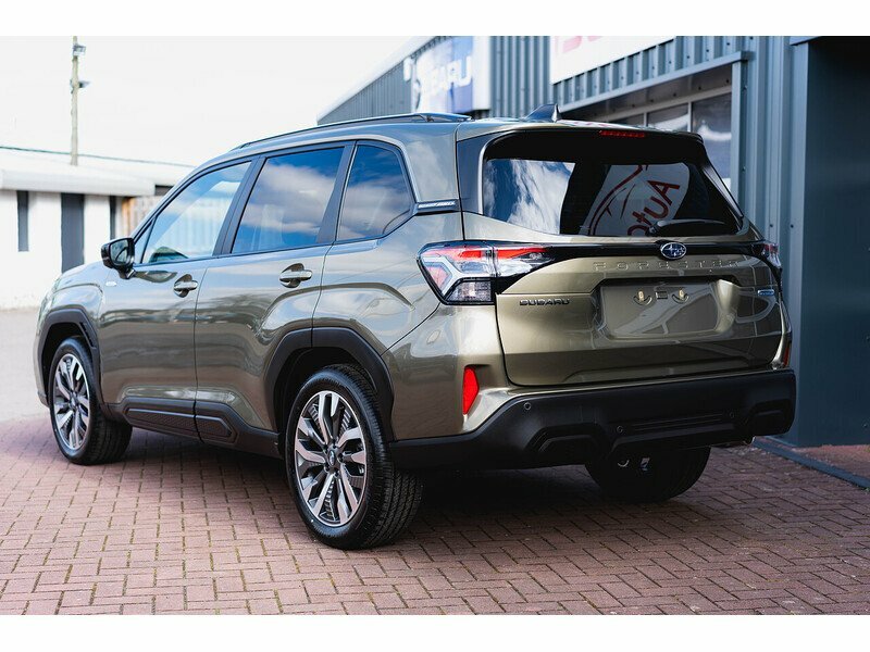 Subaru Forester E-boxer Touring - Green #6