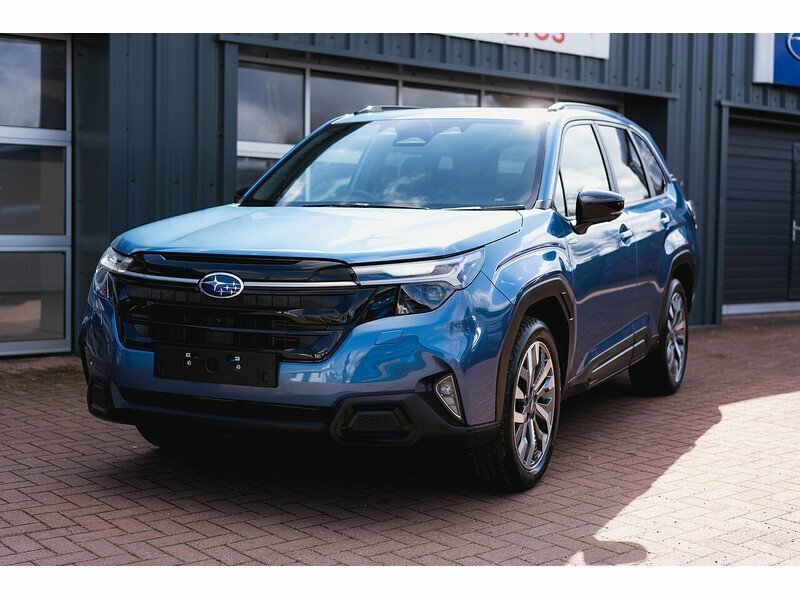 Subaru Forester E-boxer Touring - Blue