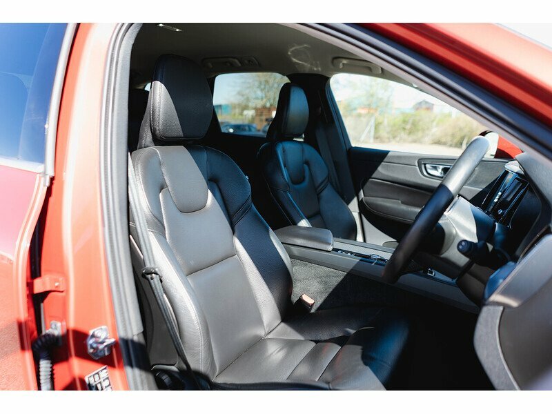 Volvo XC60 T4 Edition - 2020 69 BT69DTO Red #2