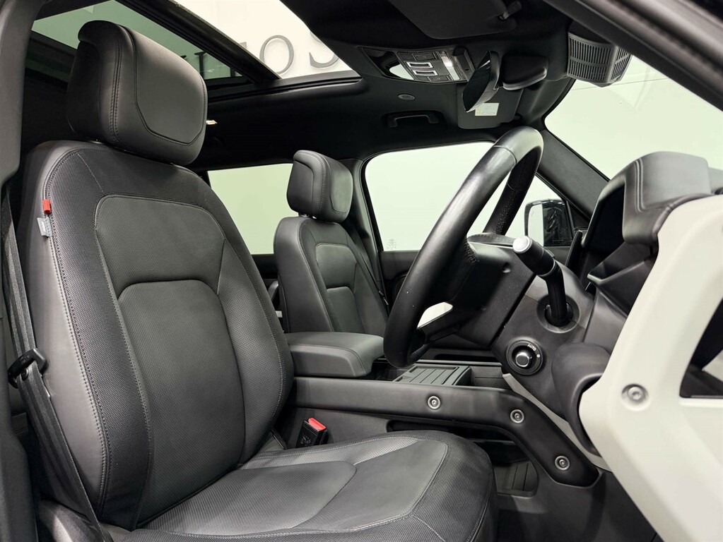 Land Rover Defender 3 L X-dynamic Hse D Mhev 4Wd  #2
