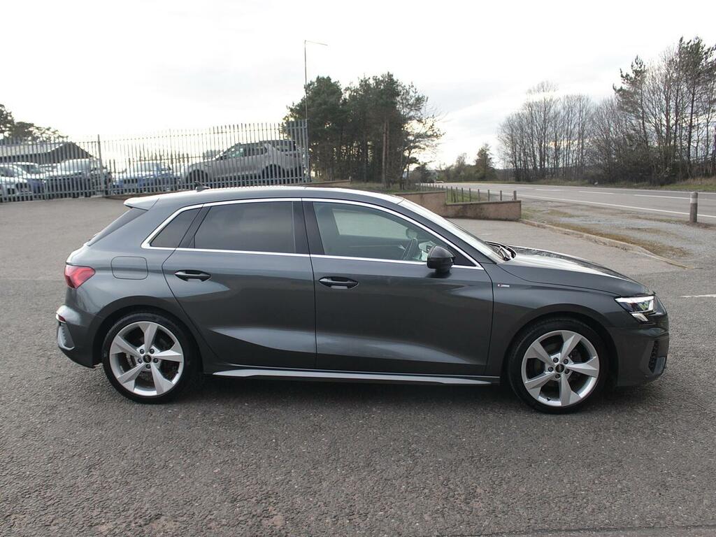 Audi A3 1.5 Tfsi 35 S Line Sportback S Tronic Euro 6 Ss Grey #4