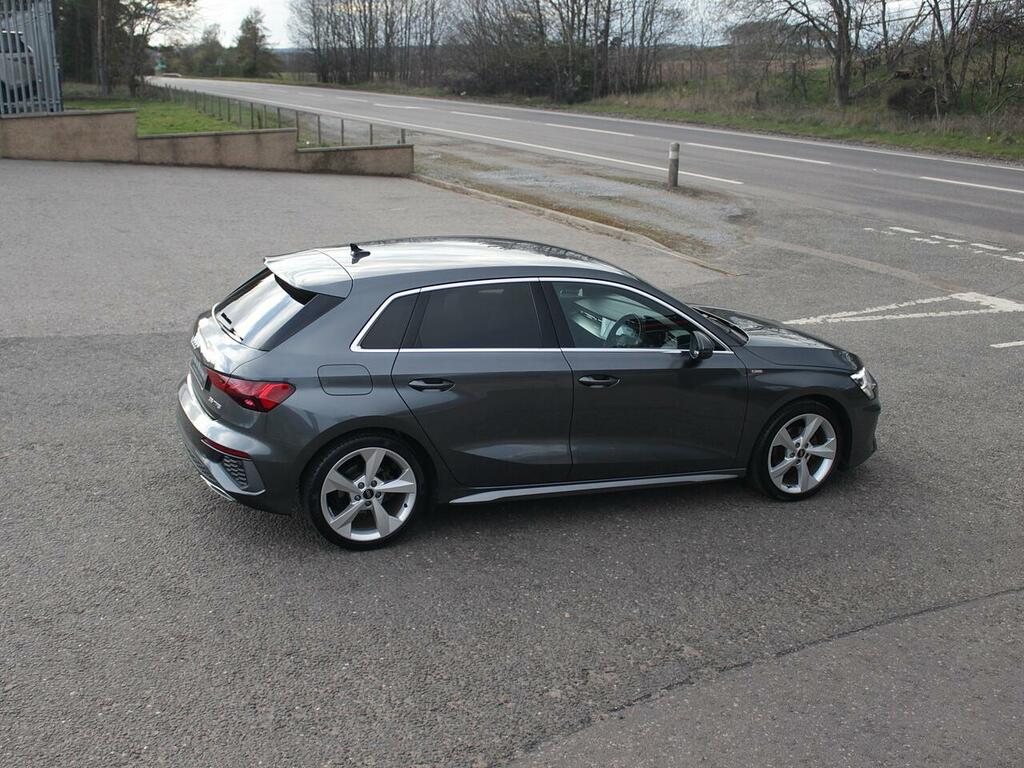 Audi A3 1.5 Tfsi 35 S Line Sportback S Tronic Euro 6 Ss Grey #3
