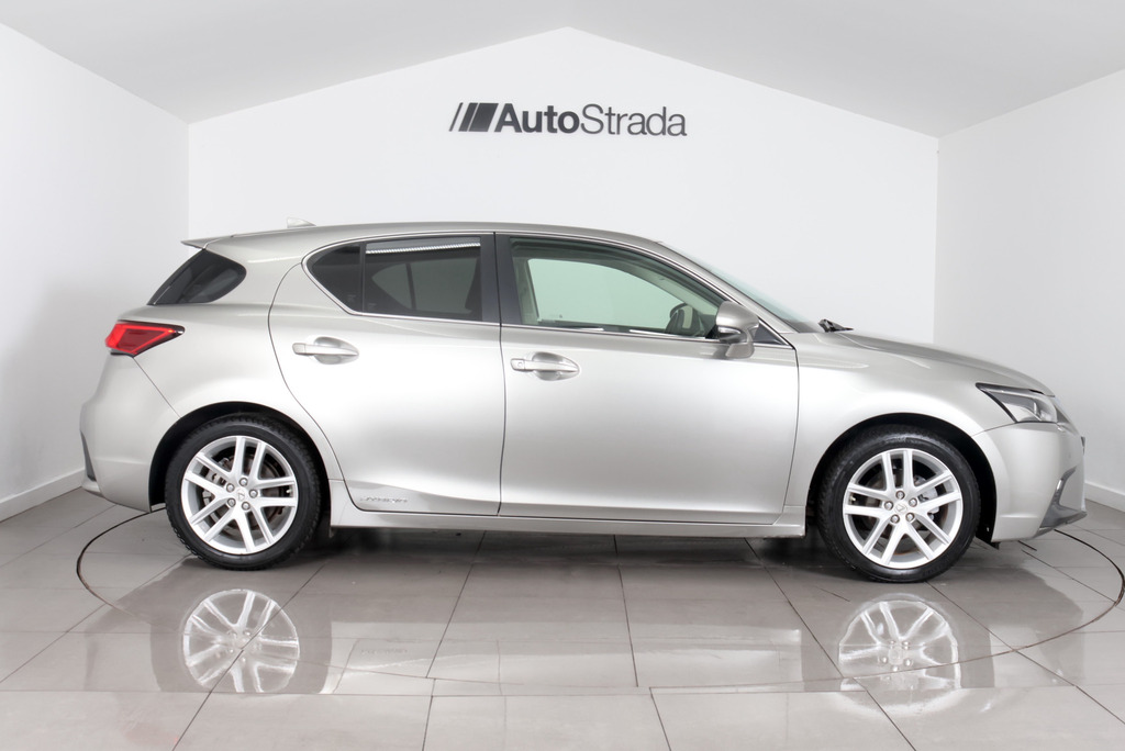 Lexus CT 1.8 200H Premier Cvt Silver #4
