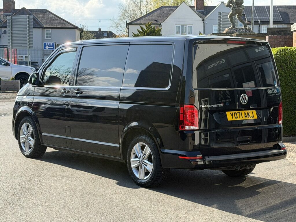 Volkswagen Transporter Volkswagen Transporter 2.0 Bitdi T32 Highline Dsg YO71AKJ Black #4
