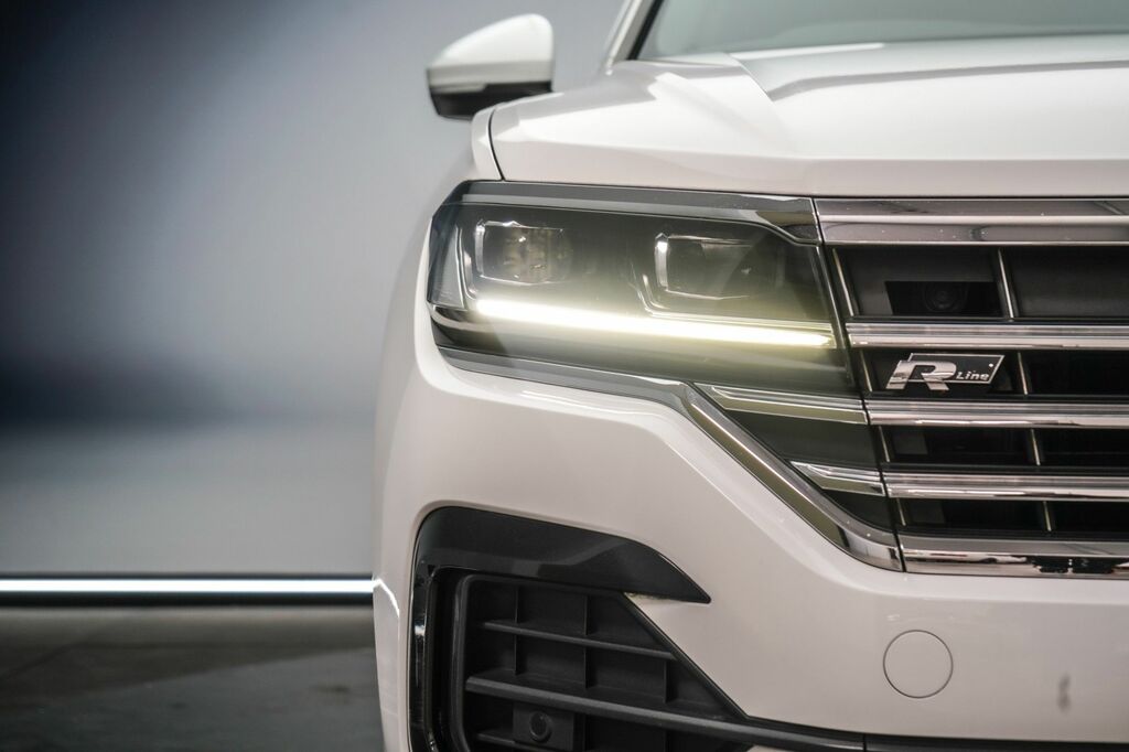 Volkswagen Touareg 2018 3.0 Tdi V6 R-line Tech Suv Tiptron White #6