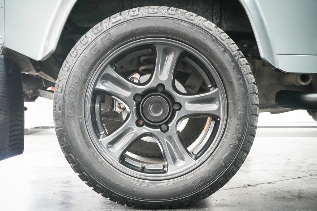 Land Rover Defender Td5 Black Dcb 138 Black #43
