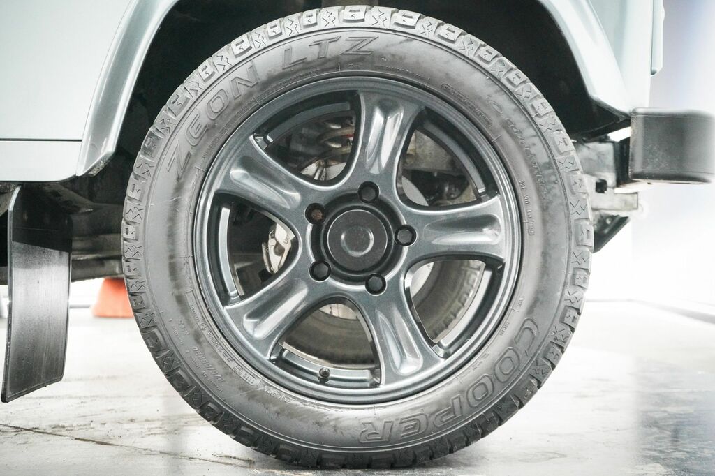 Land Rover Defender Td5 Black Dcb 138 Black #44
