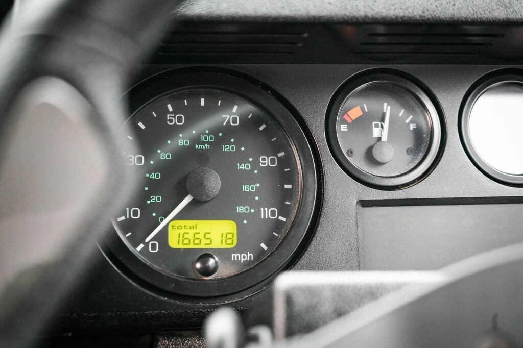 Land Rover Defender Td5 Black Dcb 138 Black #32