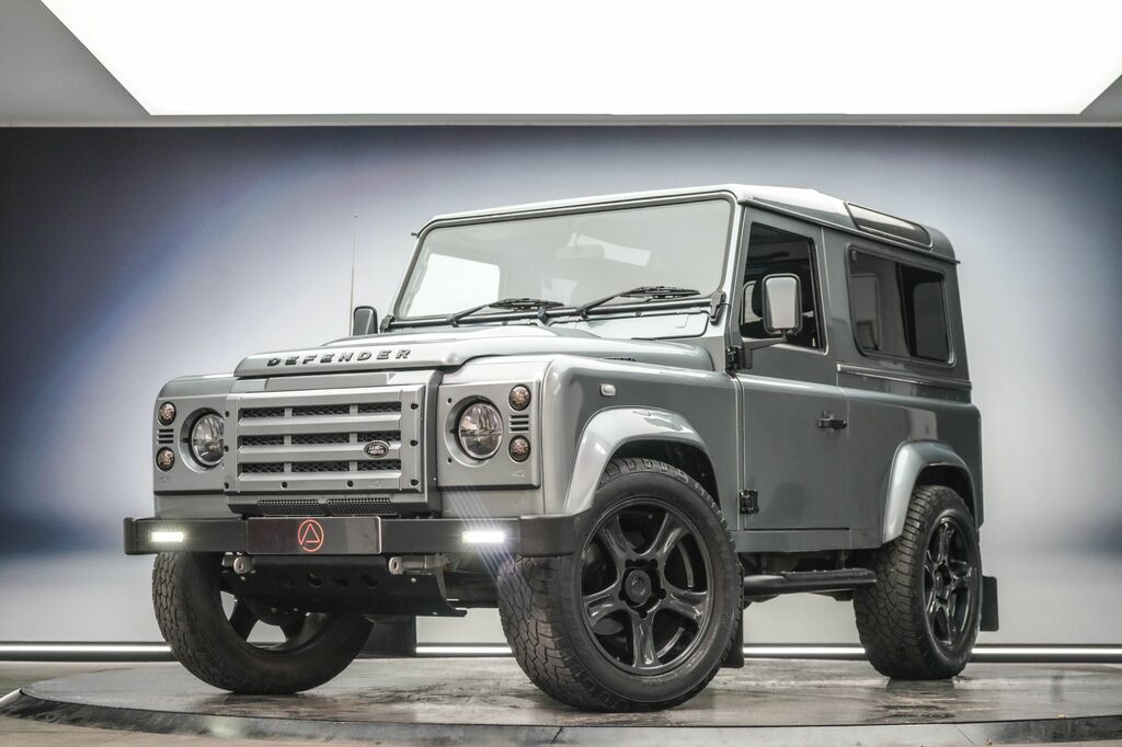 Land Rover Defender Td5 Black Dcb 138 Black #1