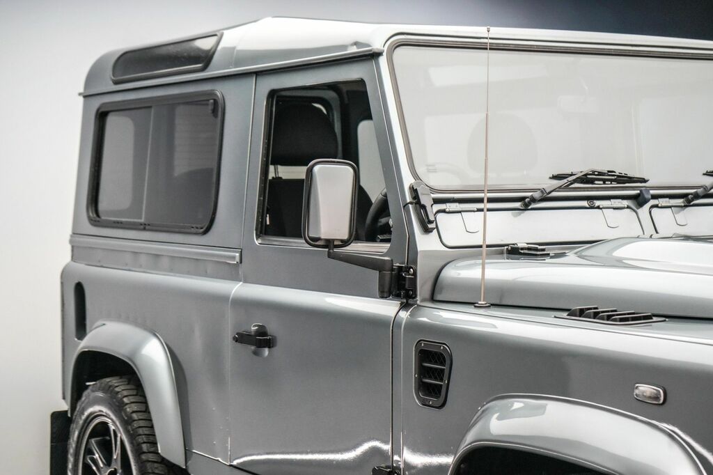 Land Rover Defender Td5 Black Dcb 138 Black #21
