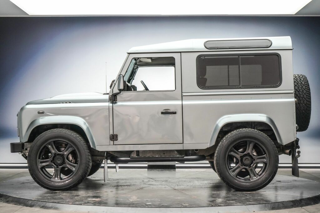 Land Rover Defender Td5 Black Dcb 138 Black #13