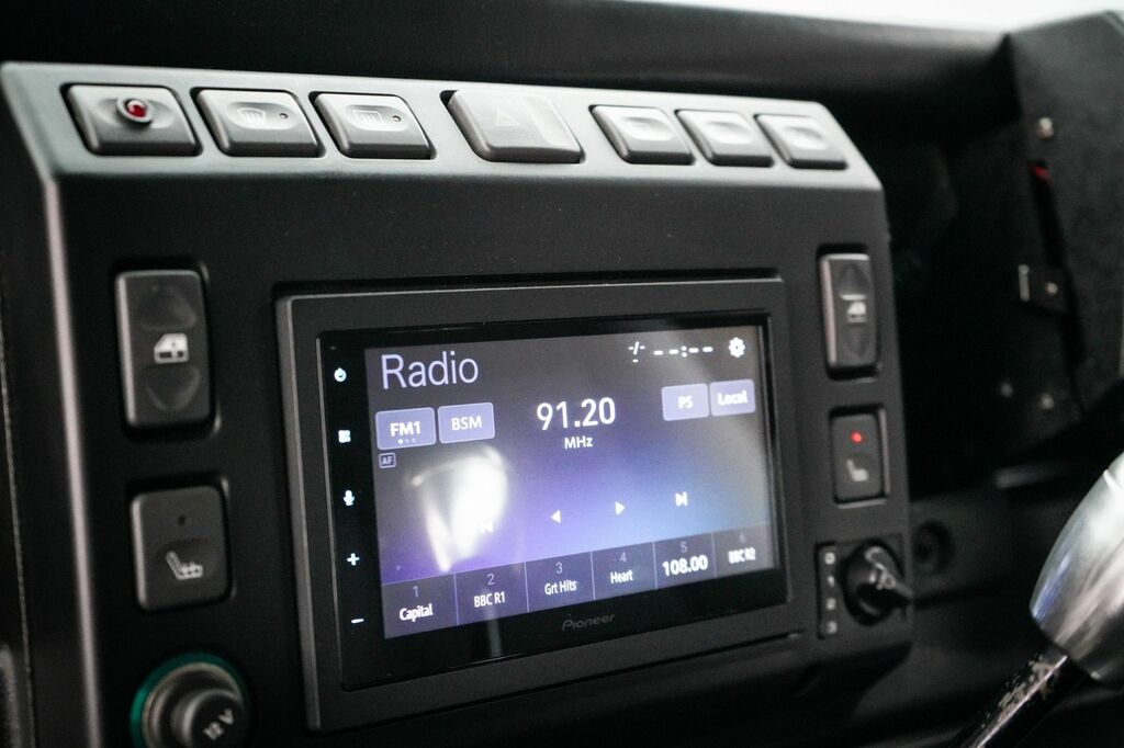 Land Rover Defender Td5 Black Dcb 138 Black #35
