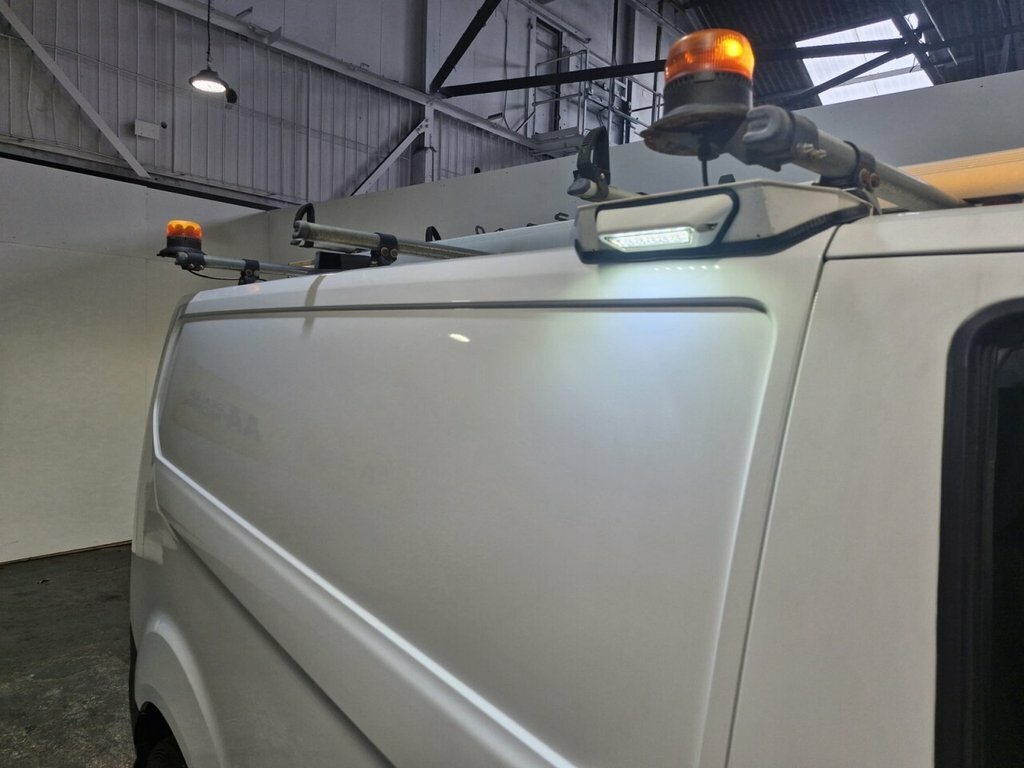 Ford Transit Custom 2L Null YO19LCG White #3