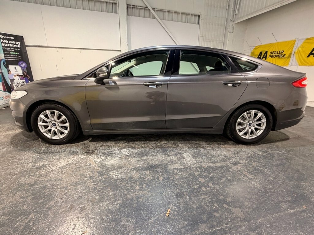 Ford Mondeo 1.5L Titanium Grey #2