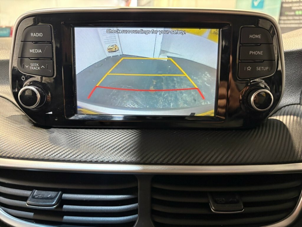 Hyundai Tucson 1.6L S Connect AK68LFS White #4