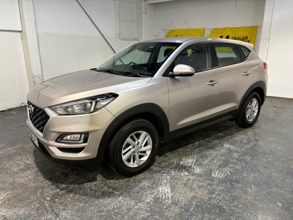 Hyundai Tucson 1.6L S Connect AK68LFS White #2