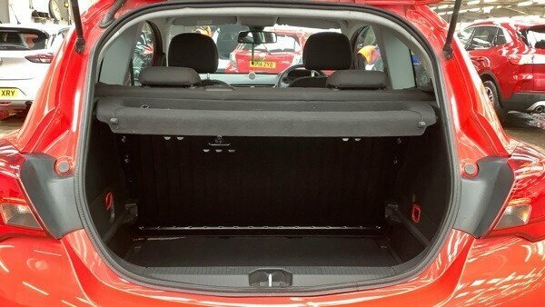 Vauxhall Corsa 1.4L Griffin MF19TFE Red #4