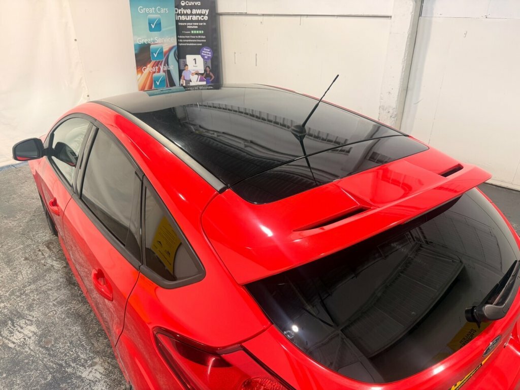 Ford Focus 1.5L Zetec S BG16KNL Red #4