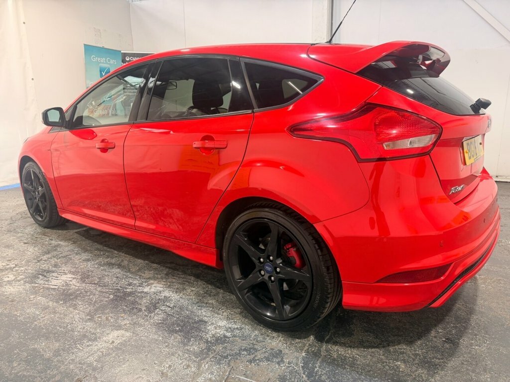 Ford Focus 1.5L Zetec S BG16KNL Red #5