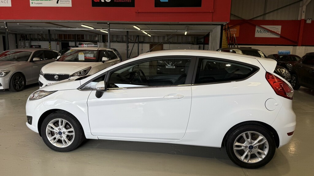 Ford Fiesta Hatchback 1.0 T Ecoboost Zetec 2015 R222MMD White #4