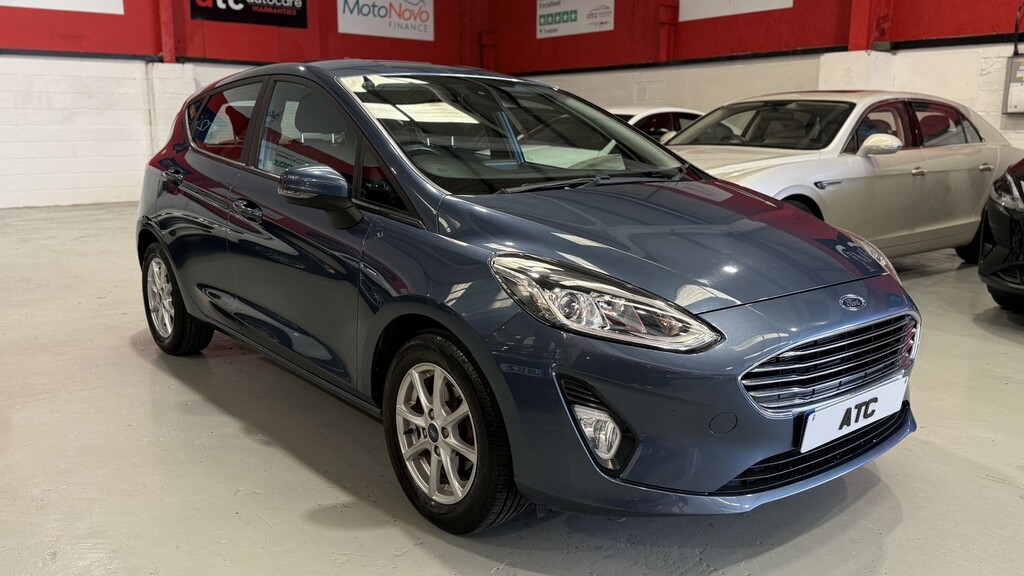 Ford Fiesta Hatchback 1.1 Ti-vct Zetec 2018 Blue