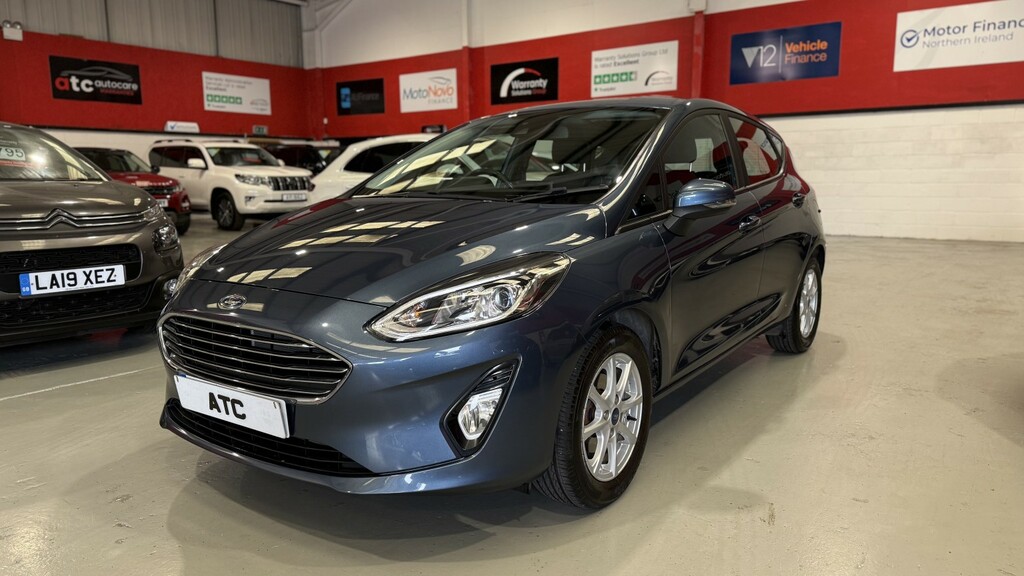 Ford Fiesta Hatchback 1.1 Ti-vct Zetec 2018 AY68HYZ Blue #3