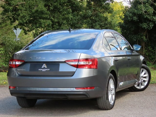 Skoda Superb Manual HF23XEU Grey #5