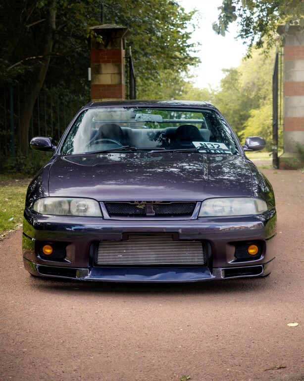 Nissan Skyline Gtr R33  #4