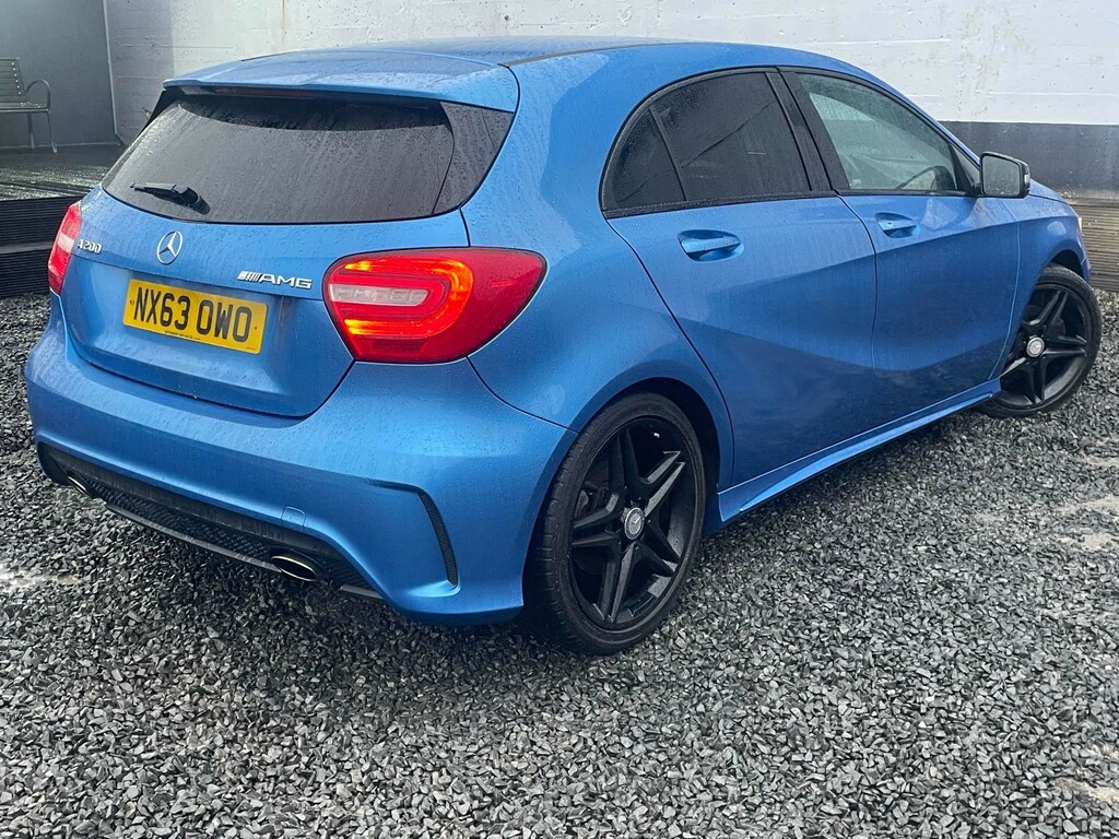 Mercedes-Benz A Class Blueefficiency Amg Sport Cdi  #6