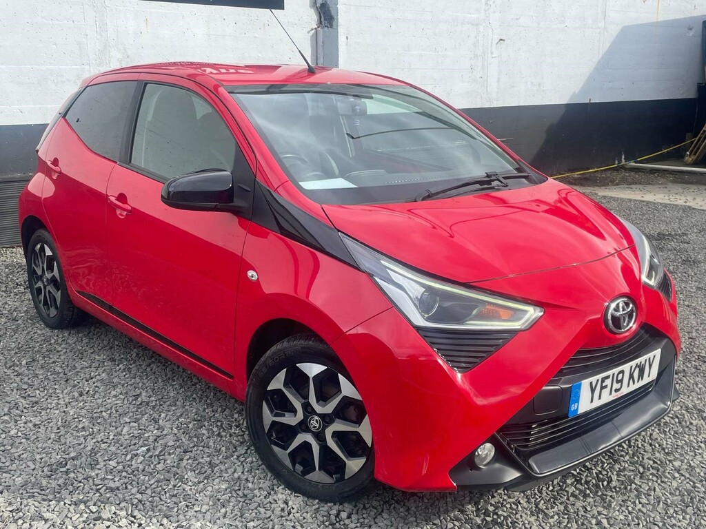 Toyota Aygo X X-trend Vvt-i Red