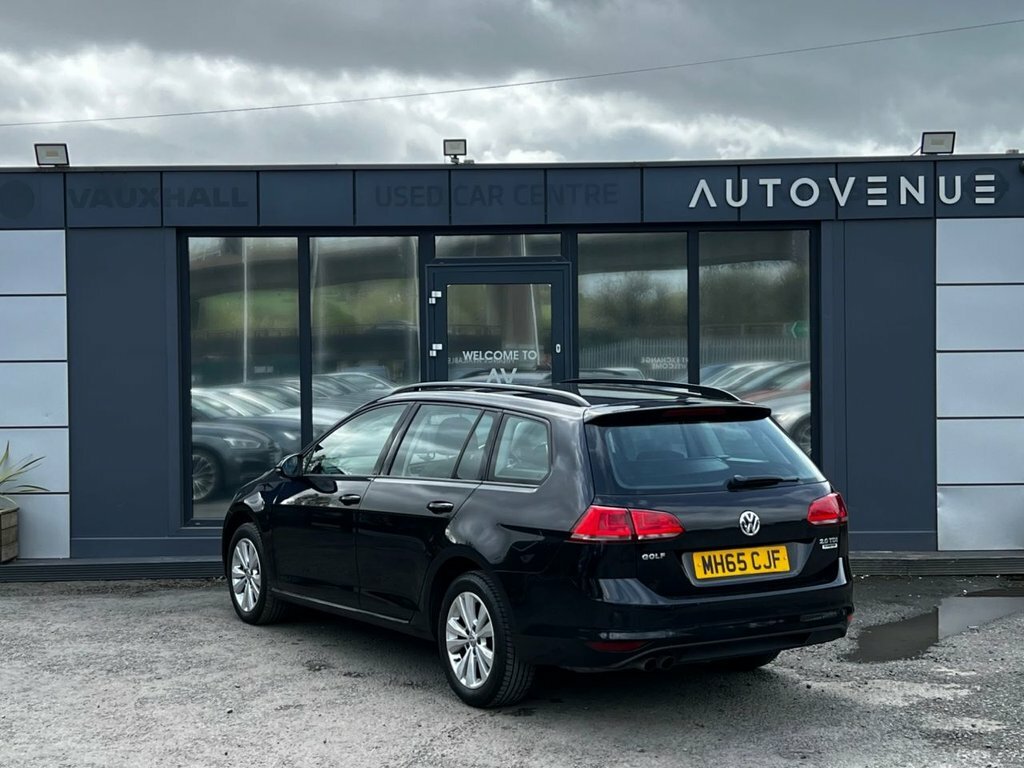 Volkswagen Golf 2L Se Black #3
