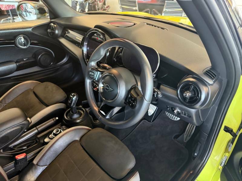 Mini Hatch 1.5 Cooper Sport - 2023 23 EY23FHL Yellow #5