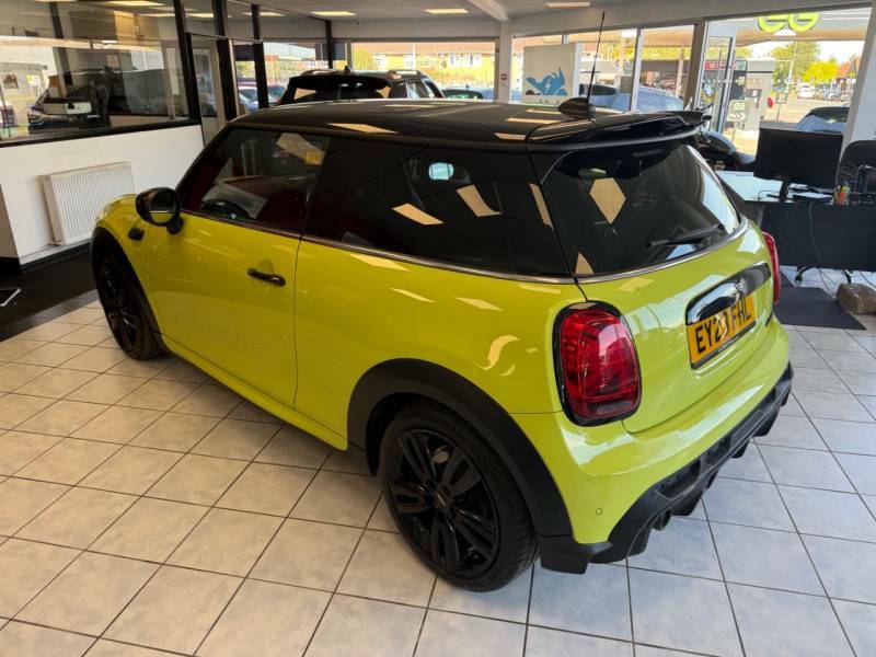 Mini Hatch 1.5 Cooper Sport - 2023 23 EY23FHL Yellow #3