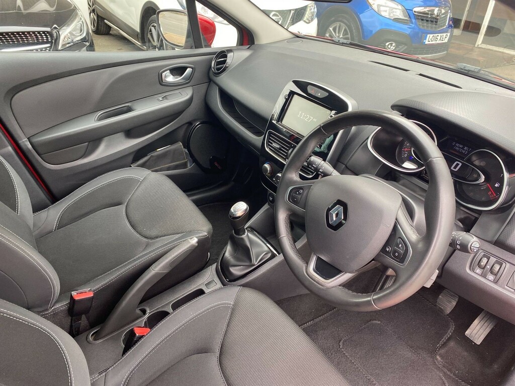 Renault Clio 0.9 Tce Iconic Euro 6 Ss GD68RXF Red #3