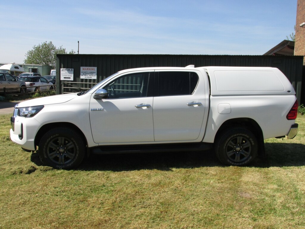 Toyota HILUX Icon 4X4 D-4d Double Cab 2.4 FE22UPV White #4