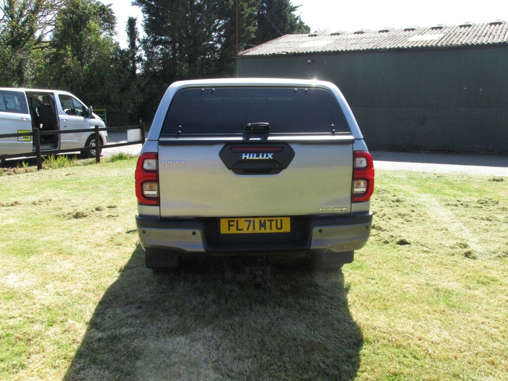 Toyota HILUX D-4d Invincible X 2.4 D-4d 3.2T FL71MTU Silver #6