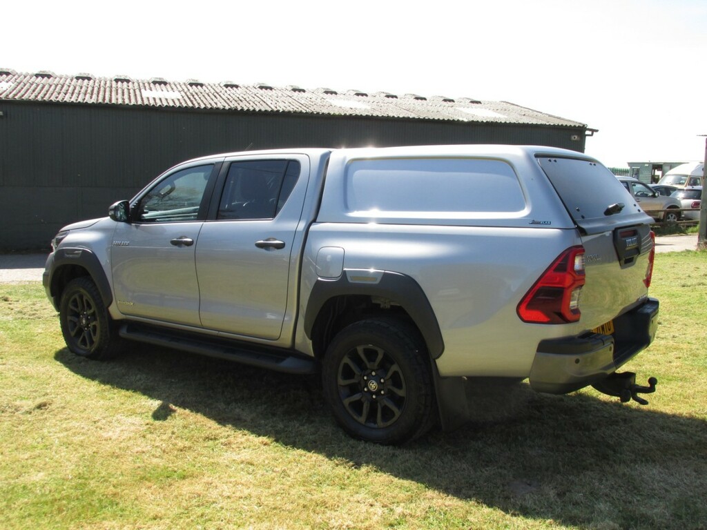 Toyota HILUX D-4d Invincible X 2.4 D-4d 3.2T FL71MTU Silver #5