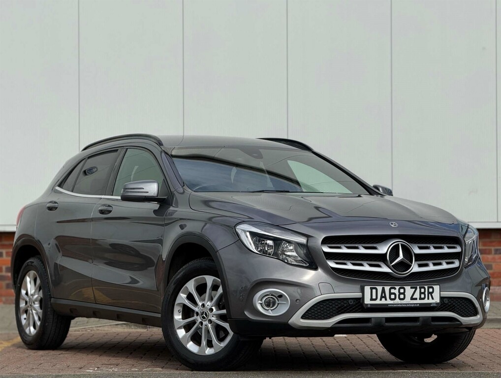 Mercedes-Benz GLA Class Se Executive DA68ZBR Grey #6