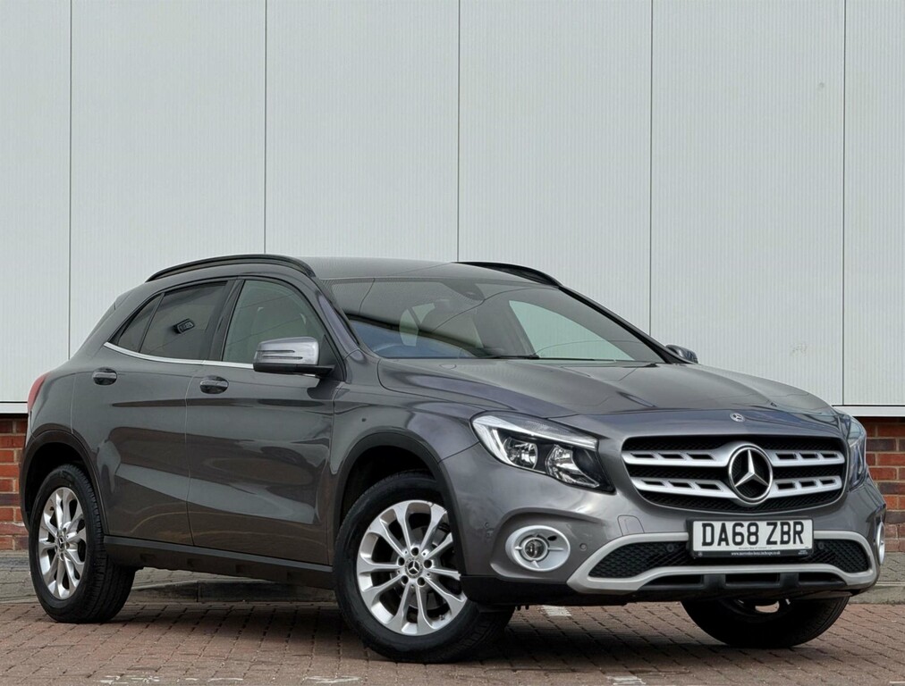 Mercedes-Benz GLA Class Se Executive DA68ZBR Grey #5